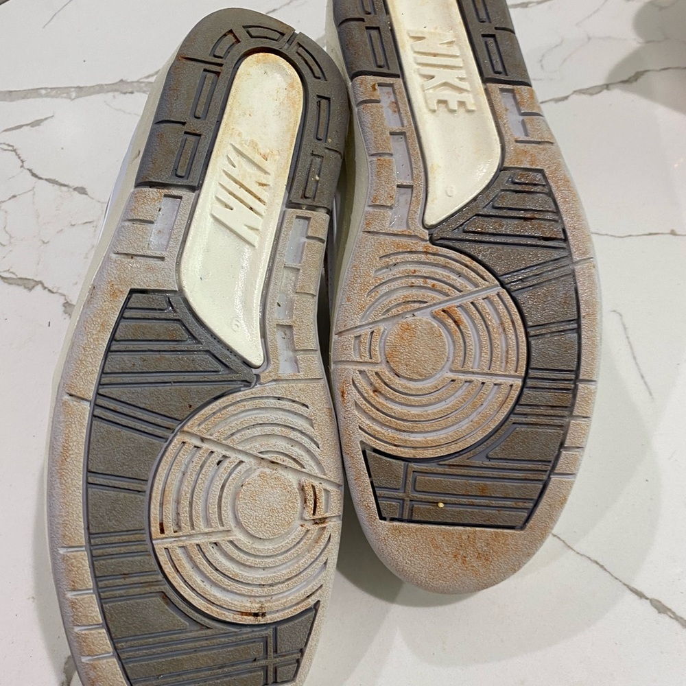 Jordan 2 retro low python - image 4